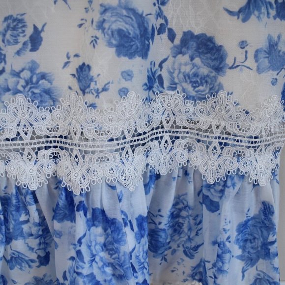 V. CHAPMAN The Daffodil Dress in French Floral Blue - Picture 8 of 16